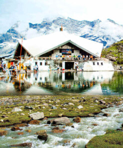 Hemkund Sahib yatra by helicopter